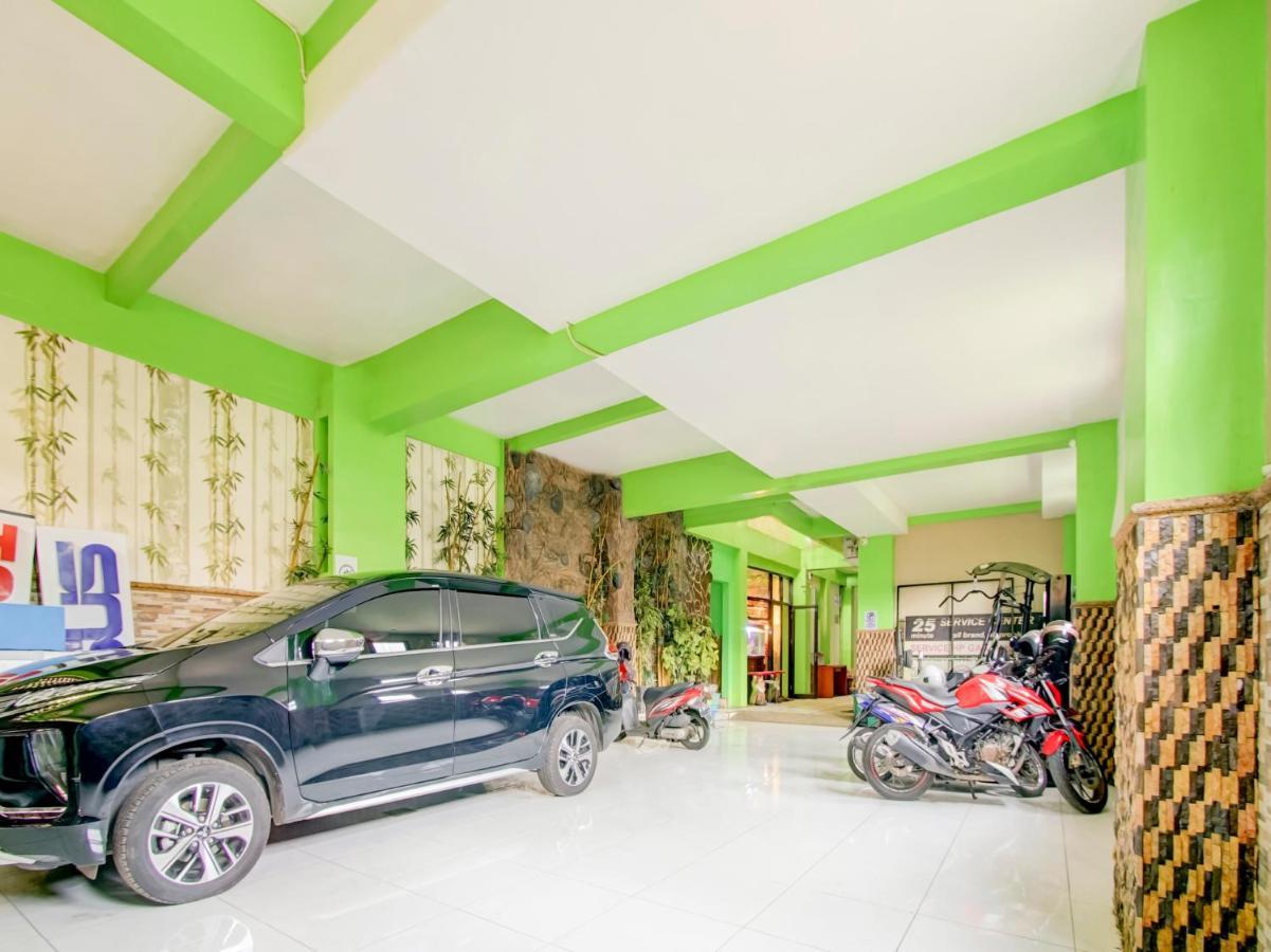 Oyo Life 3103 Opo Homestay & Kost مالانغ المظهر الخارجي الصورة