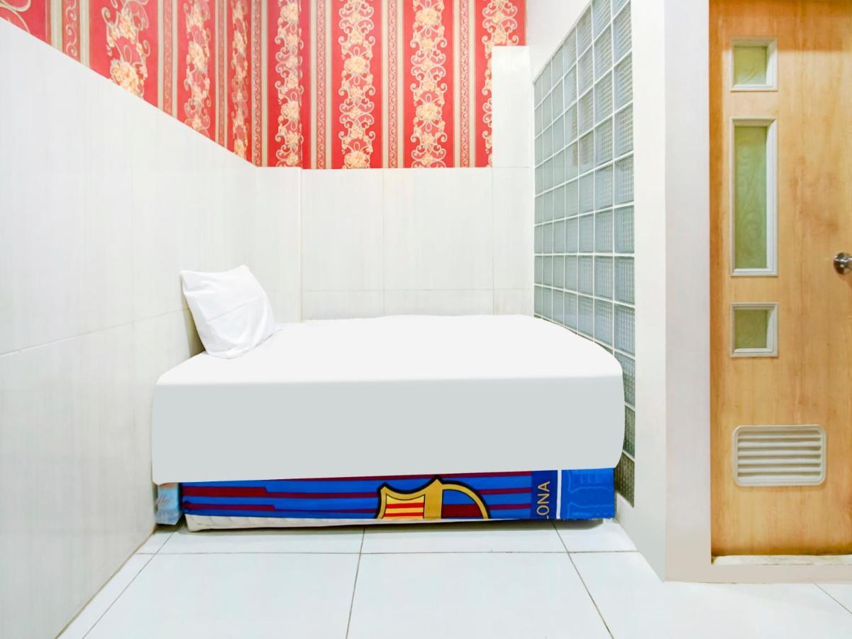 Oyo Life 3103 Opo Homestay & Kost مالانغ المظهر الخارجي الصورة